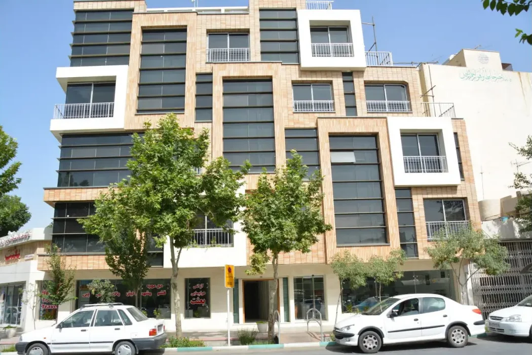 هتل آپارتمان بعثت اصفهان